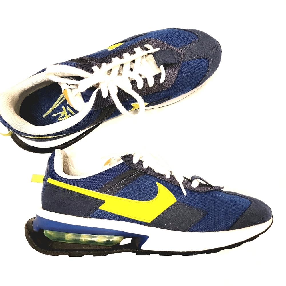 Nike Air Max Pre-Day Sneakers 11.5